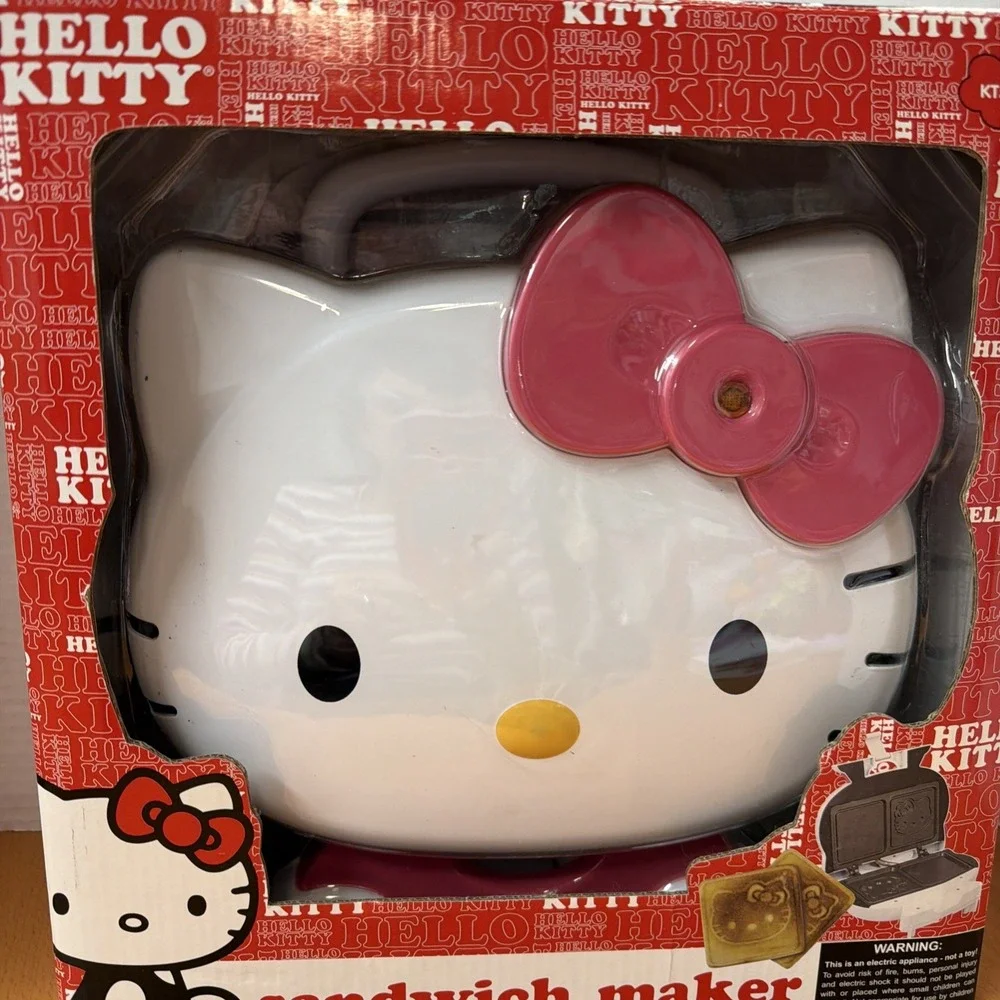 SANRIO HELLO KITTY HOT SANDWICH MAKER #KT5245A NEW IN BOX ~~SEE PICTURES ~~